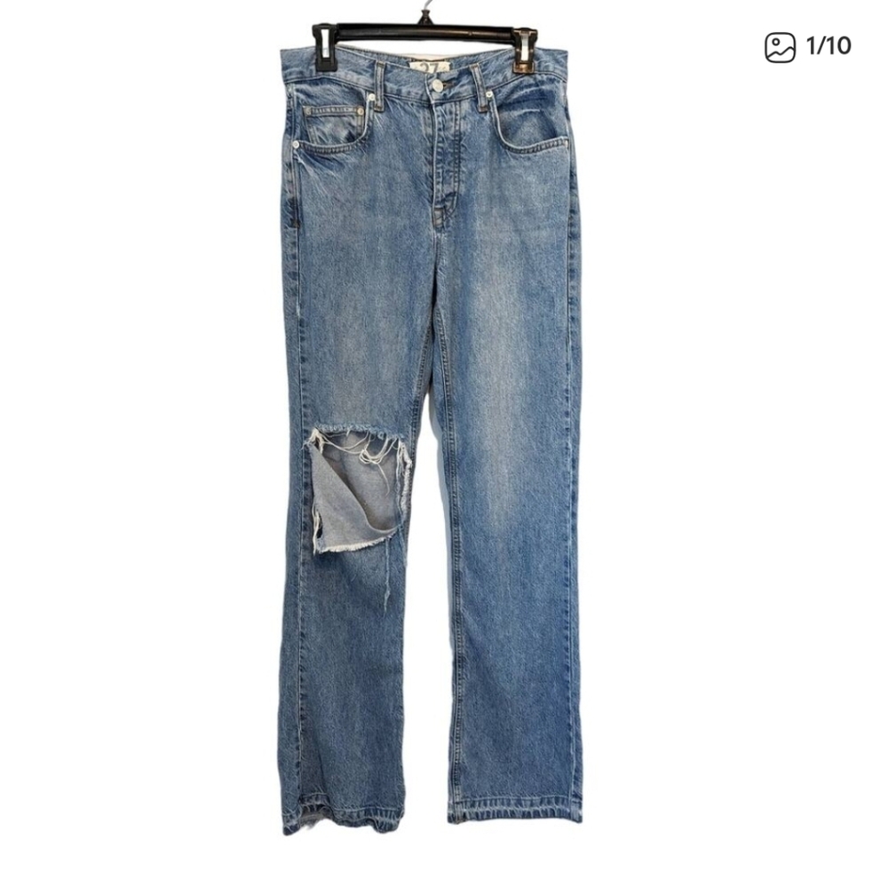 We The Free People Lyocell Jeans Flare 27 Distressed 😀